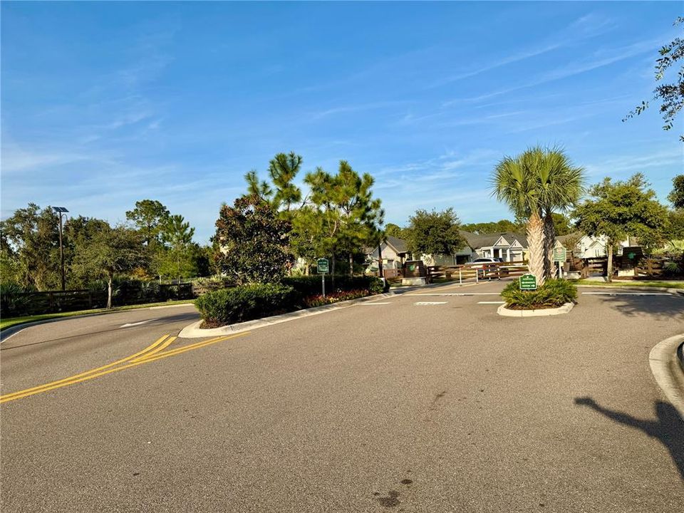 For Sale: $569,900 (4 beds, 3 baths, 2416 Square Feet)