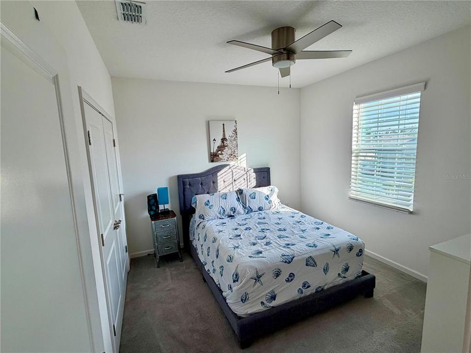 For Sale: $569,900 (4 beds, 3 baths, 2416 Square Feet)