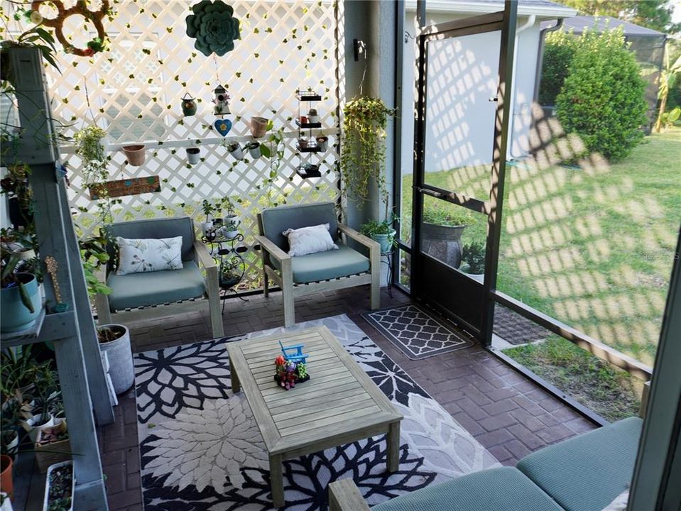 For Sale: $569,900 (4 beds, 3 baths, 2416 Square Feet)