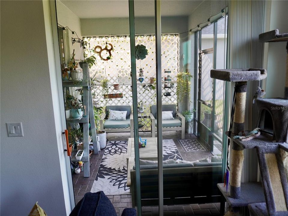 For Sale: $569,900 (4 beds, 3 baths, 2416 Square Feet)