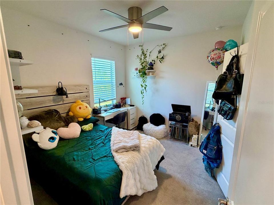 For Sale: $569,900 (4 beds, 3 baths, 2416 Square Feet)