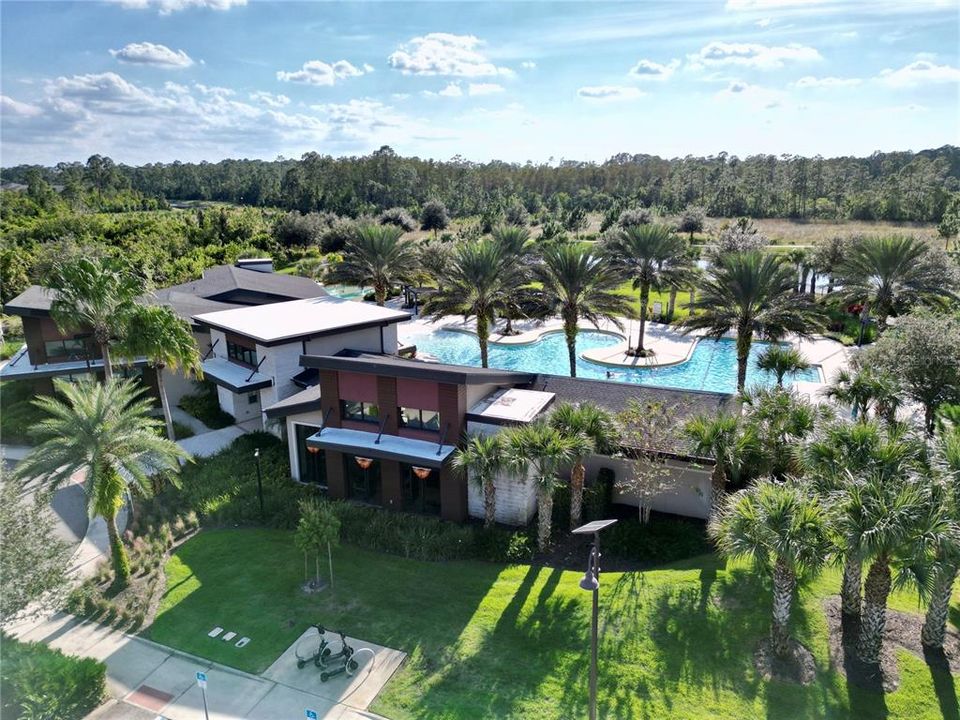 For Sale: $569,900 (4 beds, 3 baths, 2416 Square Feet)