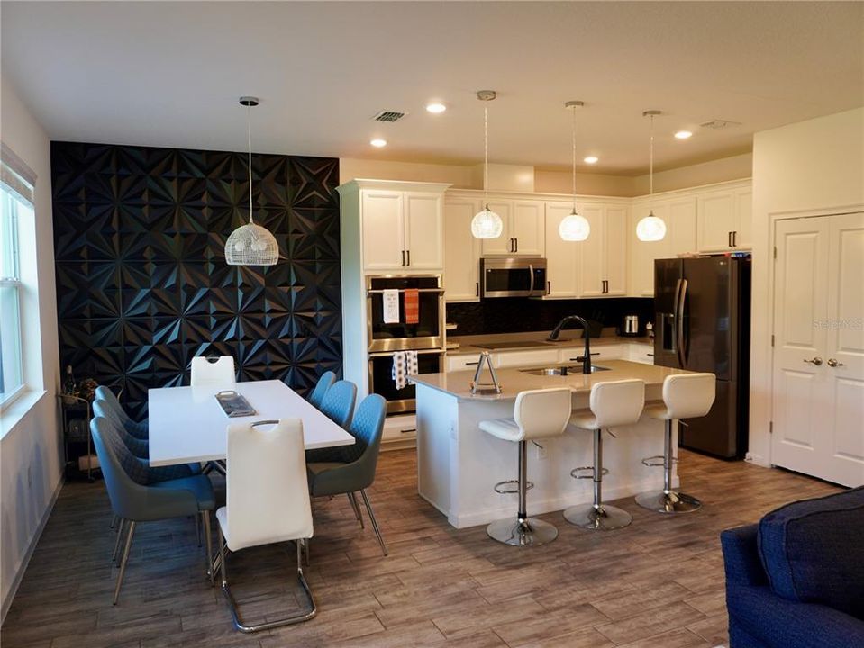 For Sale: $569,900 (4 beds, 3 baths, 2416 Square Feet)