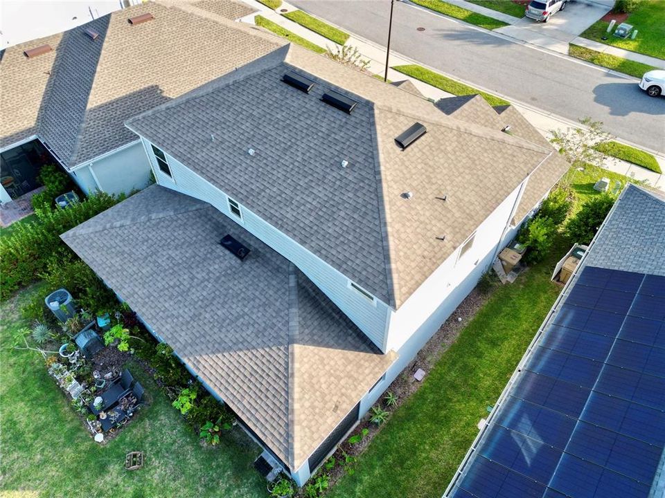 For Sale: $569,900 (4 beds, 3 baths, 2416 Square Feet)