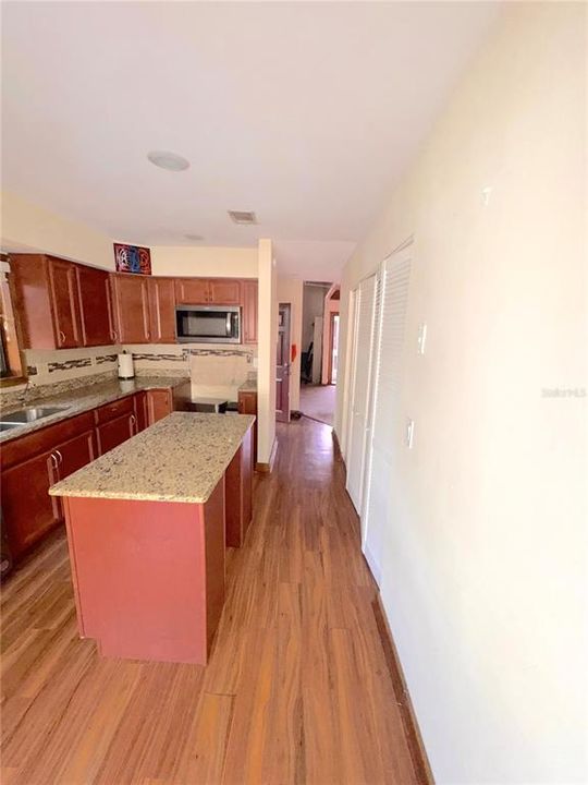 For Sale: $126,500 (3 beds, 2 baths, 1379 Square Feet)