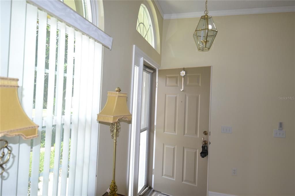 В аренду: $2,100 (2 спален, 2 ванн, 1357 Квадратных фут)