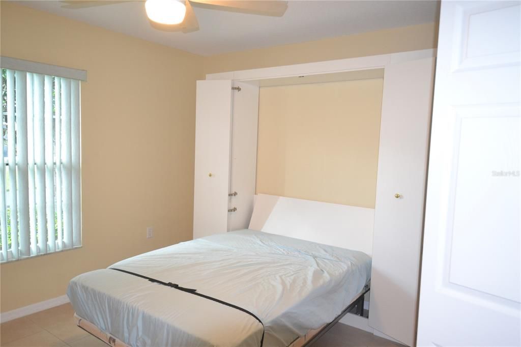 В аренду: $2,100 (2 спален, 2 ванн, 1357 Квадратных фут)