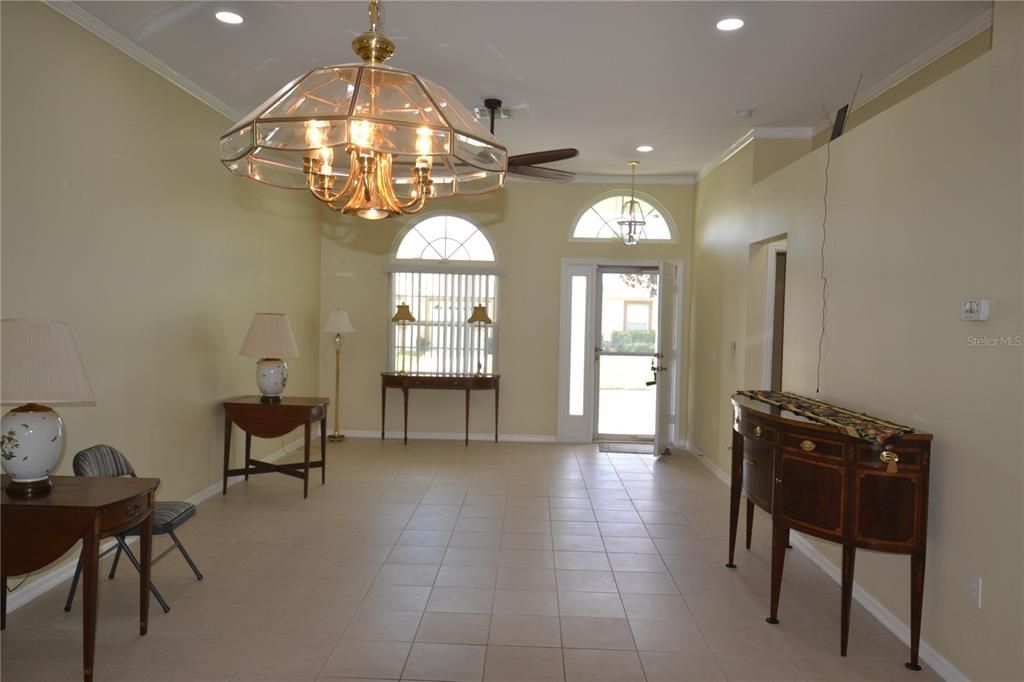 В аренду: $2,100 (2 спален, 2 ванн, 1357 Квадратных фут)