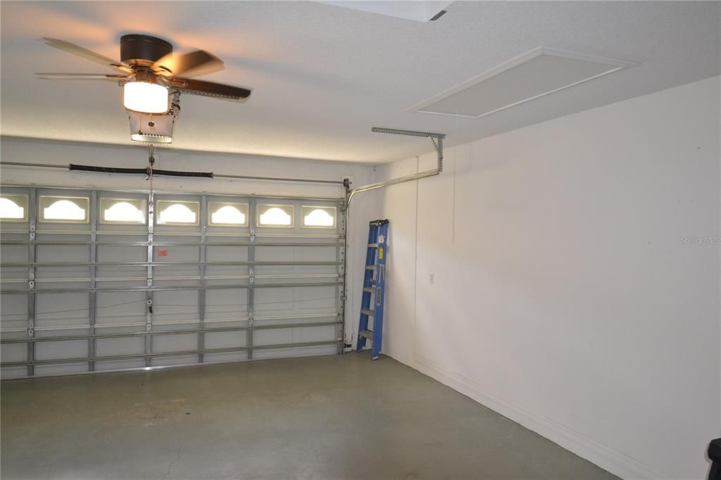 В аренду: $2,100 (2 спален, 2 ванн, 1357 Квадратных фут)