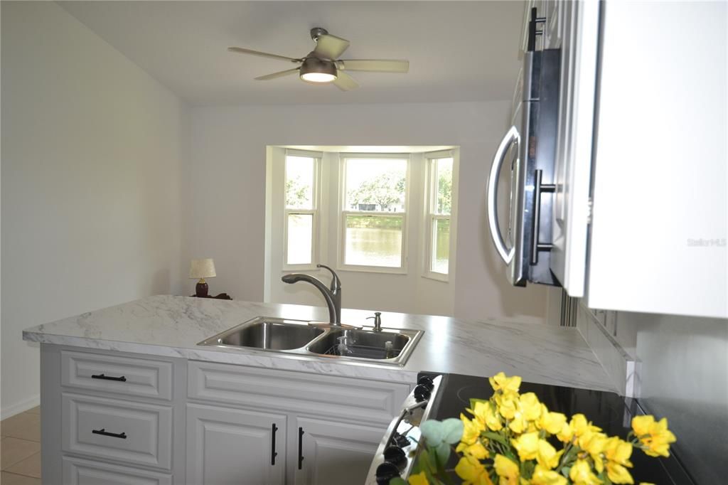 В аренду: $2,100 (2 спален, 2 ванн, 1357 Квадратных фут)