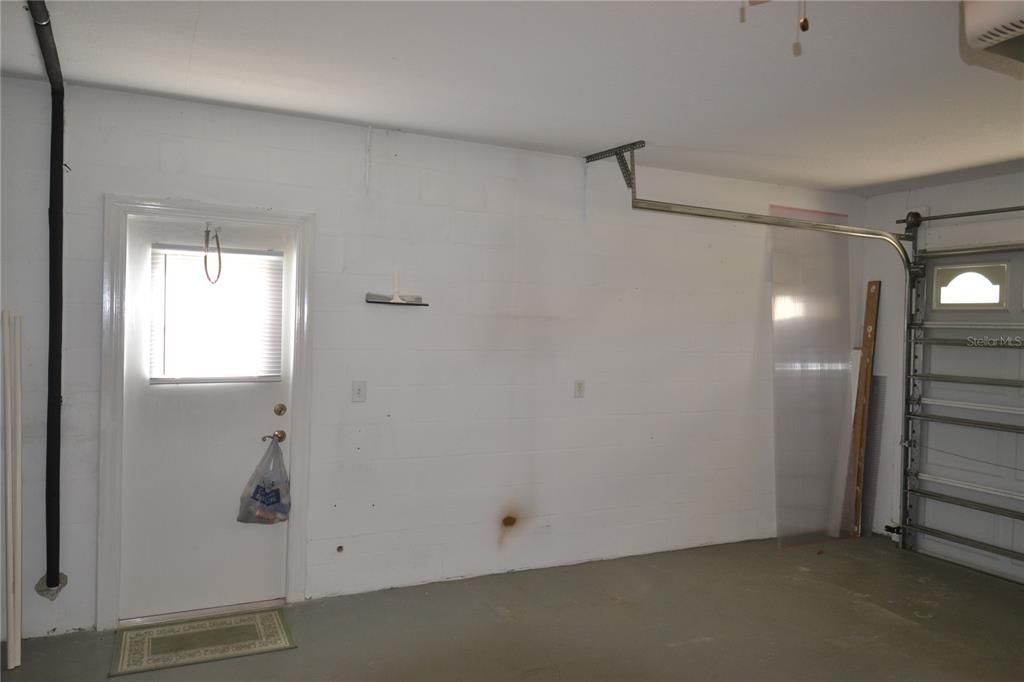 В аренду: $2,100 (2 спален, 2 ванн, 1357 Квадратных фут)