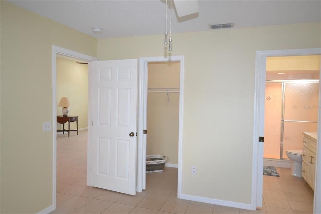 В аренду: $2,100 (2 спален, 2 ванн, 1357 Квадратных фут)