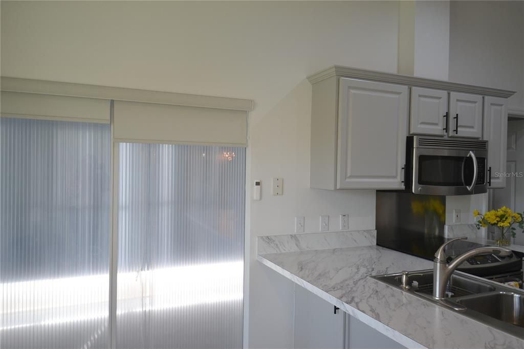 В аренду: $2,100 (2 спален, 2 ванн, 1357 Квадратных фут)