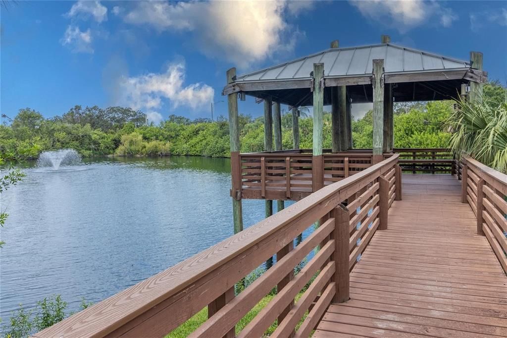 For Sale: $169,900 (2 beds, 2 baths, 1059 Square Feet)