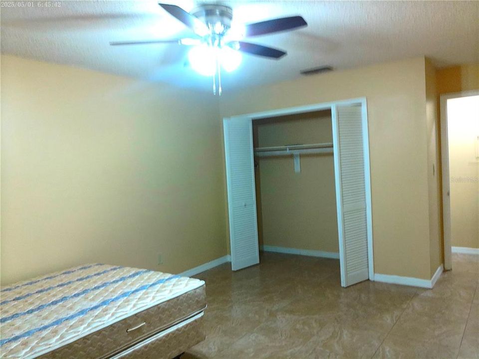 For Rent: $1,400 (1 beds, 1 baths, 753 Square Feet)