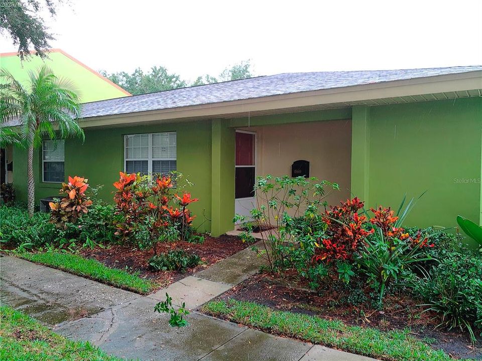 For Rent: $1,400 (1 beds, 1 baths, 753 Square Feet)