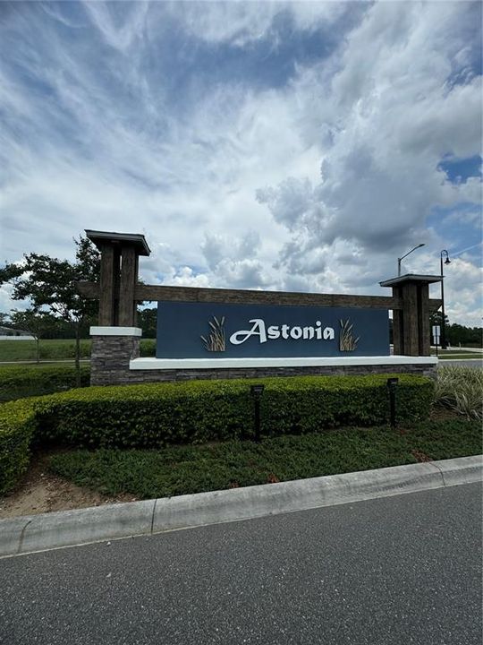 For Rent: $3,500 (4 beds, 3 baths, 3280 Square Feet)