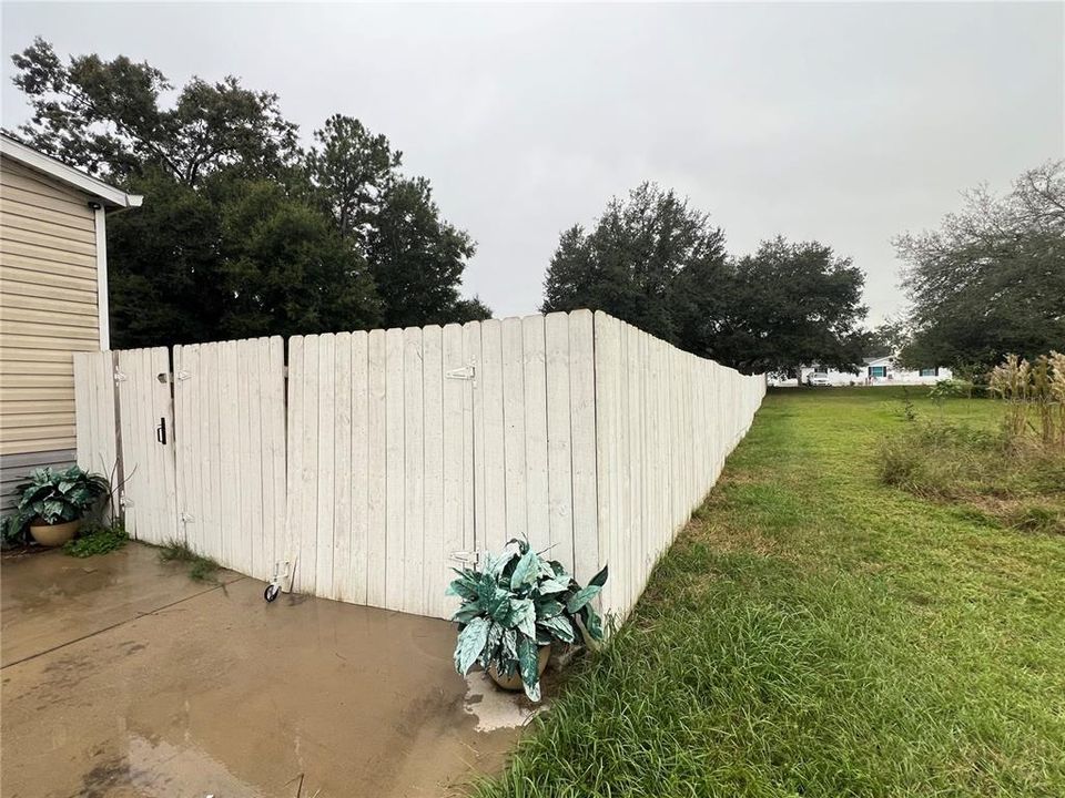 На продажу: $189,900 (3 спален, 2 ванн, 1280 Квадратных фут)