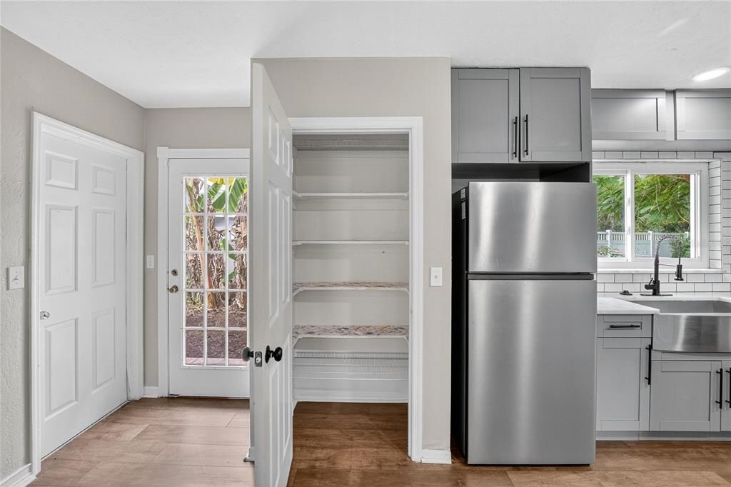 Active With Contract: $340,000 (4 beds, 2 baths, 1694 Square Feet)