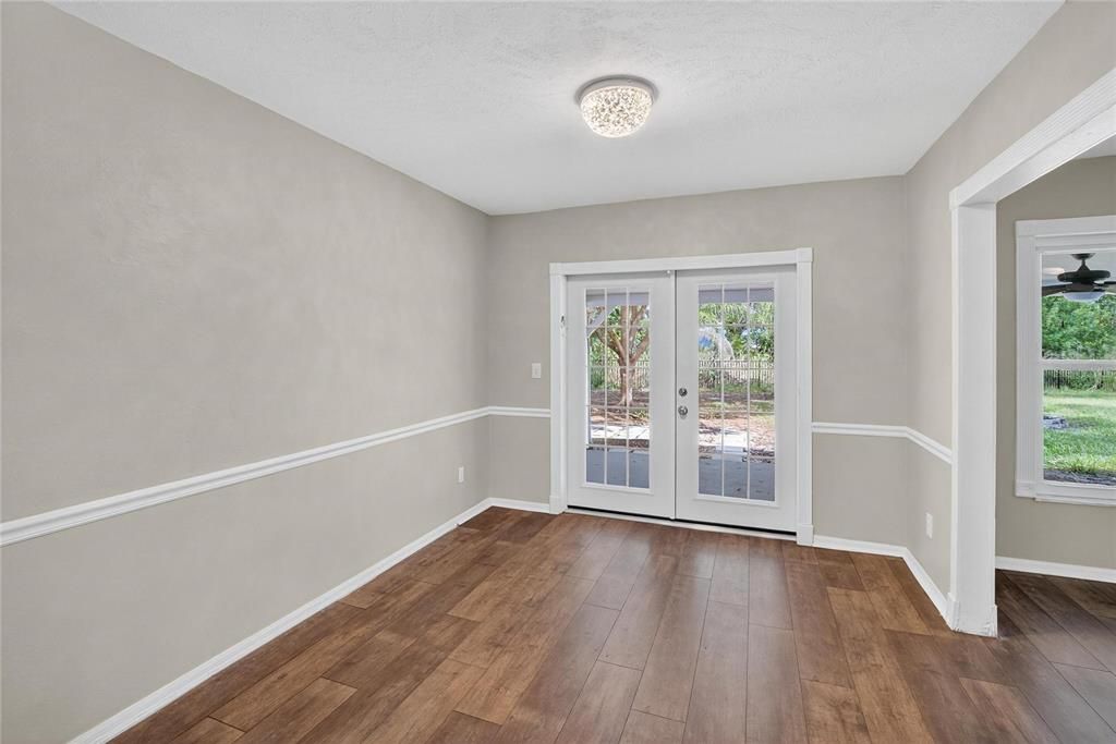 Active With Contract: $340,000 (4 beds, 2 baths, 1694 Square Feet)