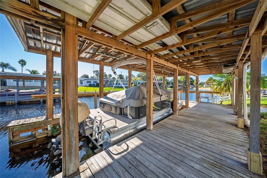 Activo con contrato: $345,000 (2 camas, 2 baños, 1340 Pies cuadrados)