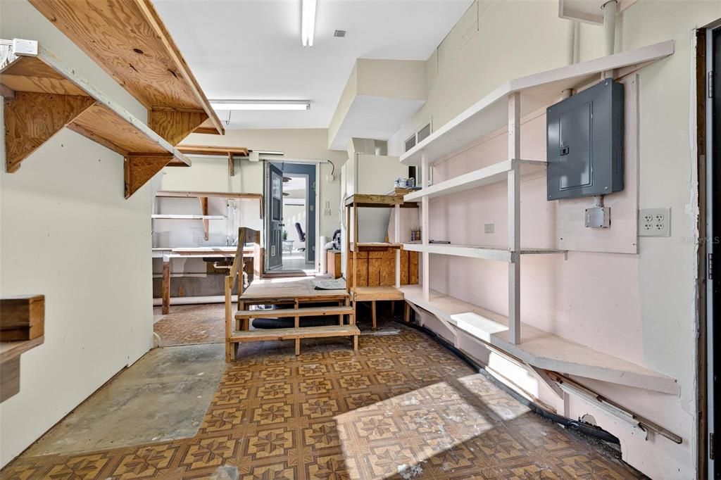 Activo con contrato: $345,000 (2 camas, 2 baños, 1340 Pies cuadrados)