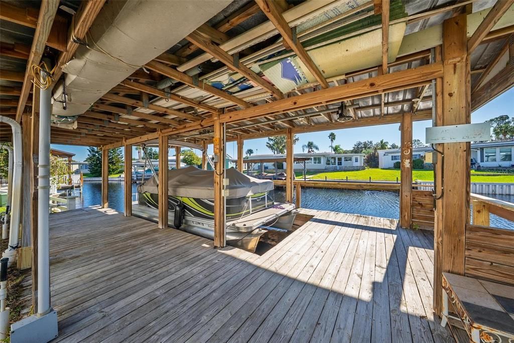 Activo con contrato: $345,000 (2 camas, 2 baños, 1340 Pies cuadrados)