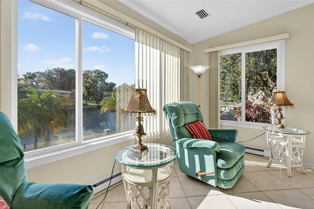 Activo con contrato: $345,000 (2 camas, 2 baños, 1340 Pies cuadrados)