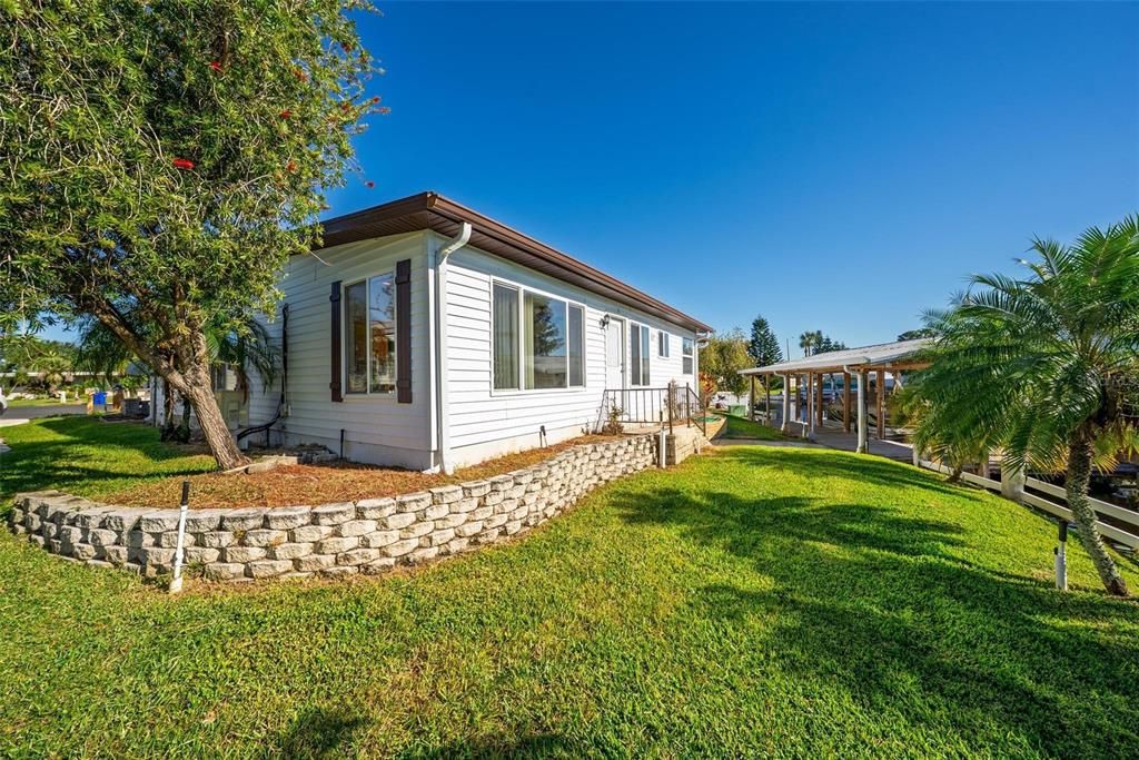 Activo con contrato: $345,000 (2 camas, 2 baños, 1340 Pies cuadrados)