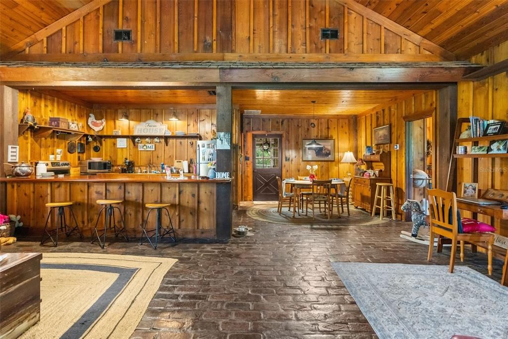 For Sale: $1,600,000 (5 beds, 4 baths, 3700 Square Feet)