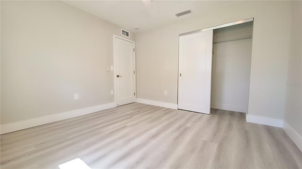 For Rent: $5,995 (4 beds, 3 baths, 1824 Square Feet)