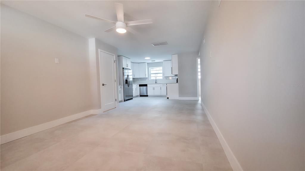 For Rent: $5,995 (4 beds, 3 baths, 1824 Square Feet)