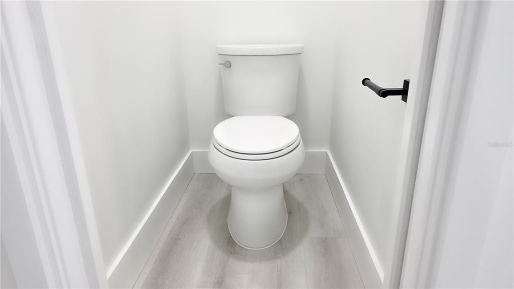 For Rent: $5,995 (4 beds, 3 baths, 1824 Square Feet)