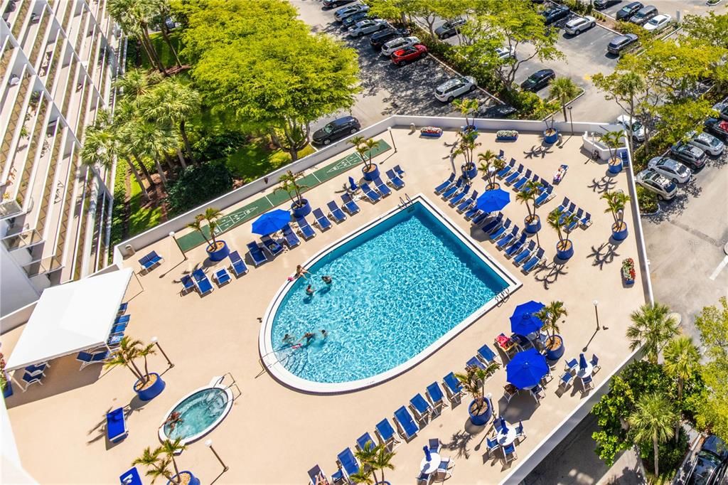 待售: $349,000 (2 贝兹, 2 浴室, 1068 平方英尺)