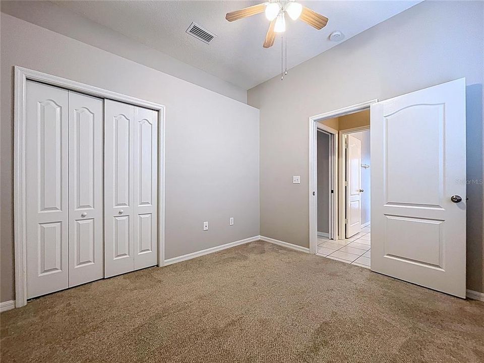 For Sale: $399,900 (4 beds, 3 baths, 1969 Square Feet)