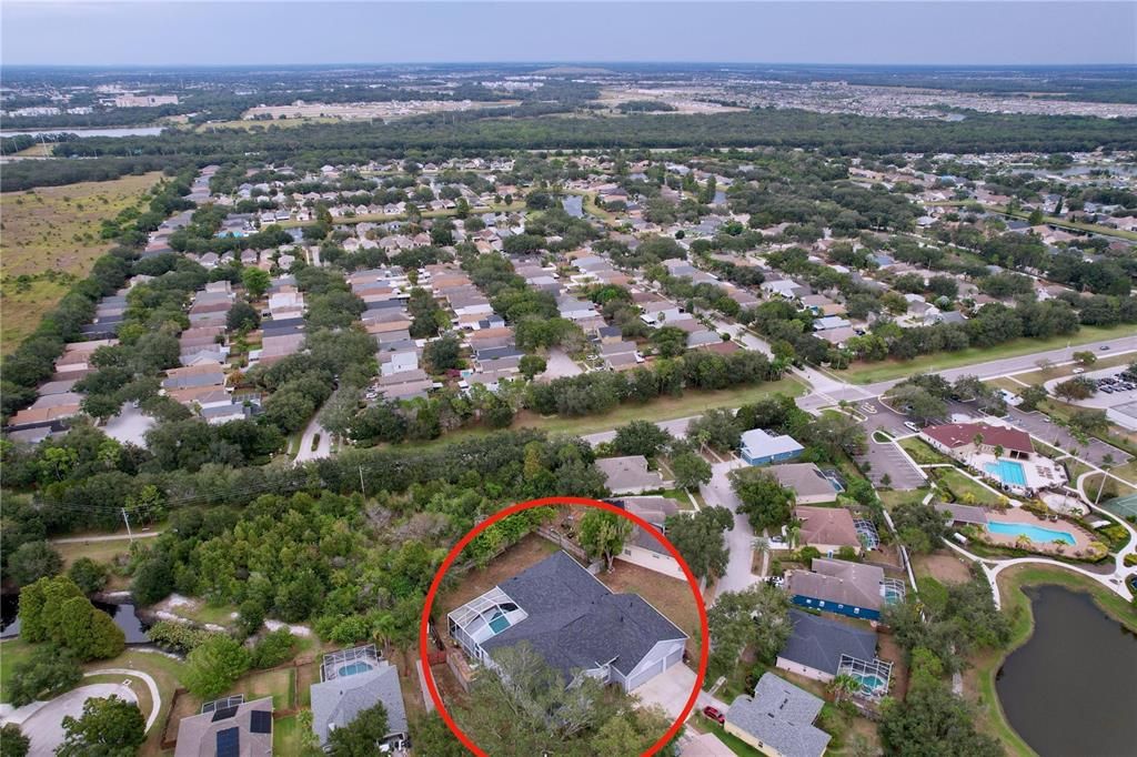 For Sale: $399,900 (4 beds, 3 baths, 1969 Square Feet)