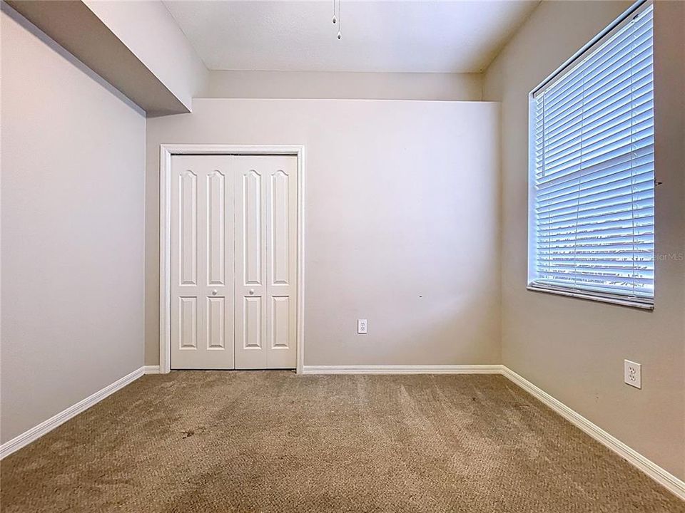 For Sale: $399,900 (4 beds, 3 baths, 1969 Square Feet)