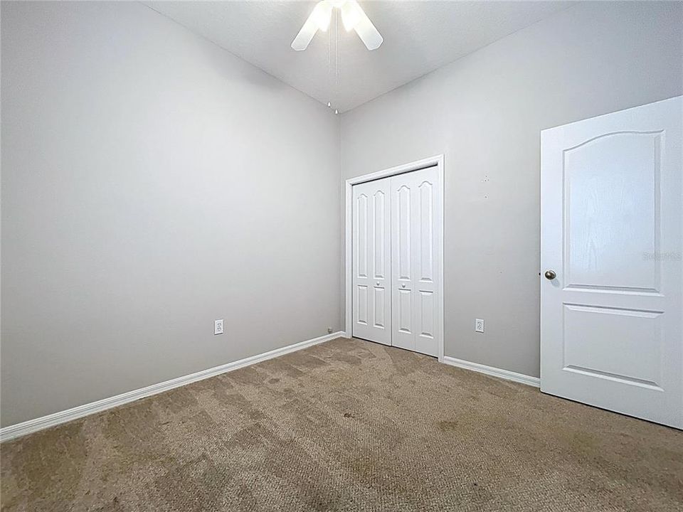 For Sale: $399,900 (4 beds, 3 baths, 1969 Square Feet)