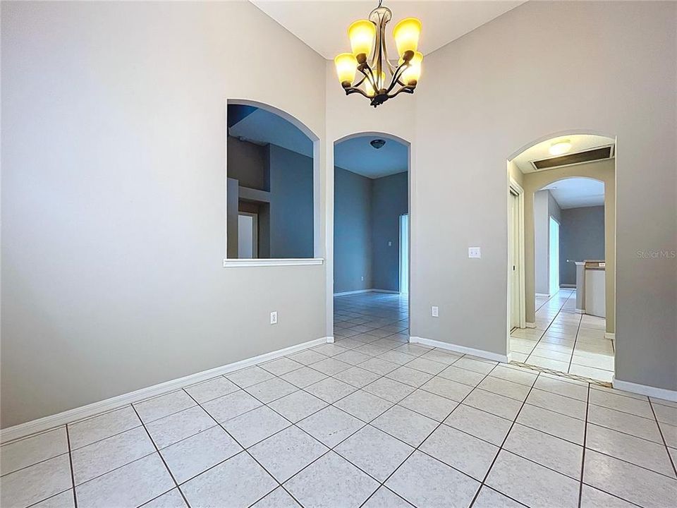 For Sale: $399,900 (4 beds, 3 baths, 1969 Square Feet)