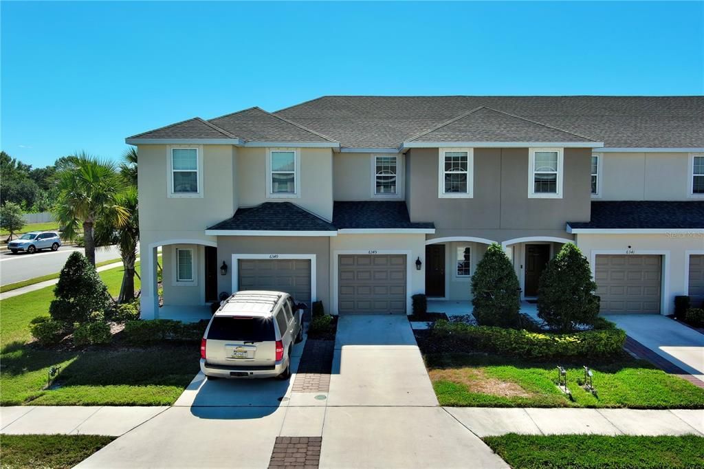 For Rent: $2,300 (3 beds, 2 baths, 1407 Square Feet)