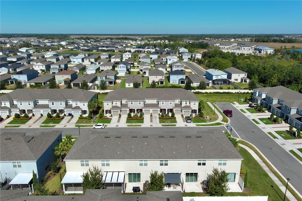 For Rent: $2,300 (3 beds, 2 baths, 1407 Square Feet)