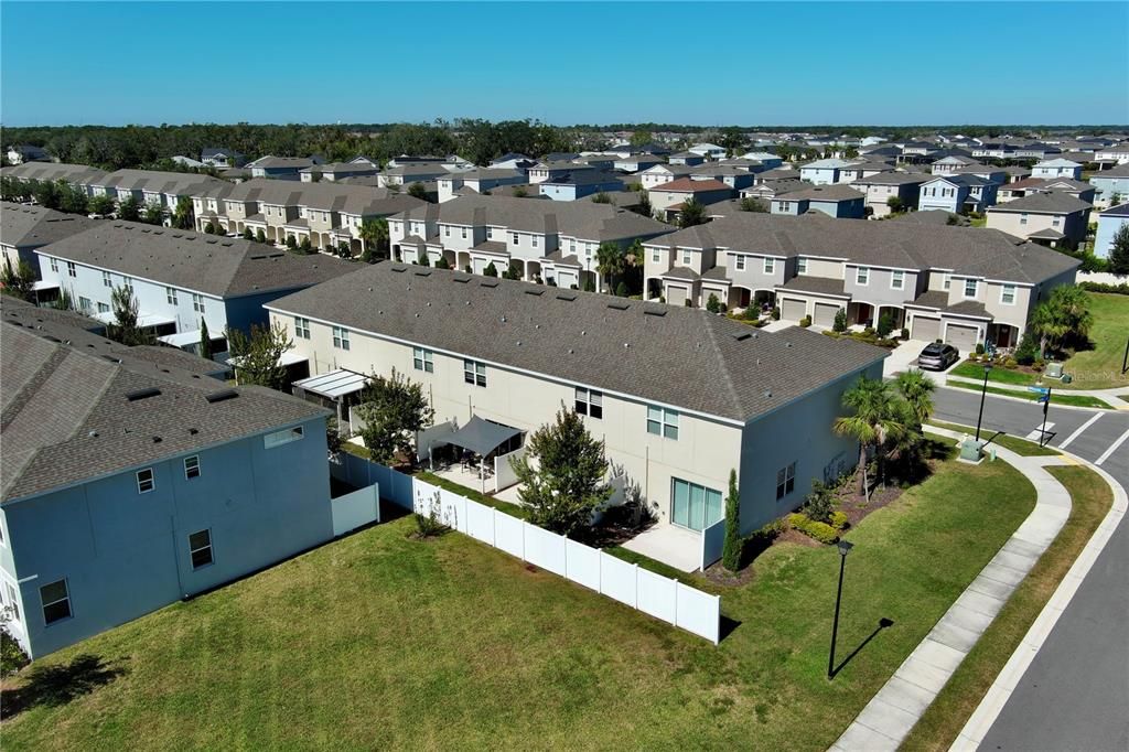 For Rent: $2,300 (3 beds, 2 baths, 1407 Square Feet)