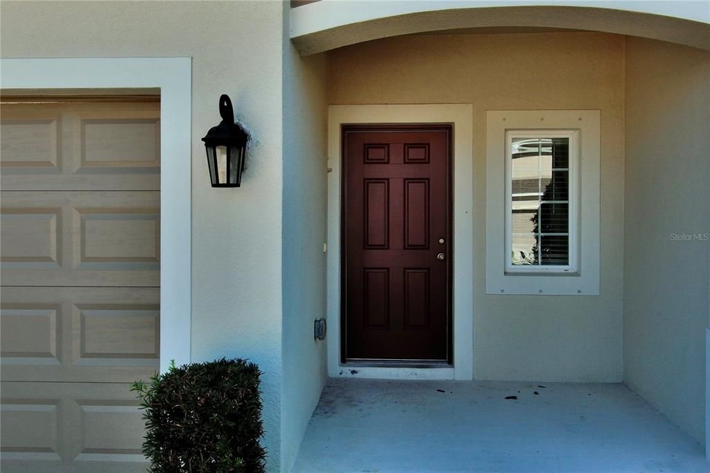 For Rent: $2,300 (3 beds, 2 baths, 1407 Square Feet)