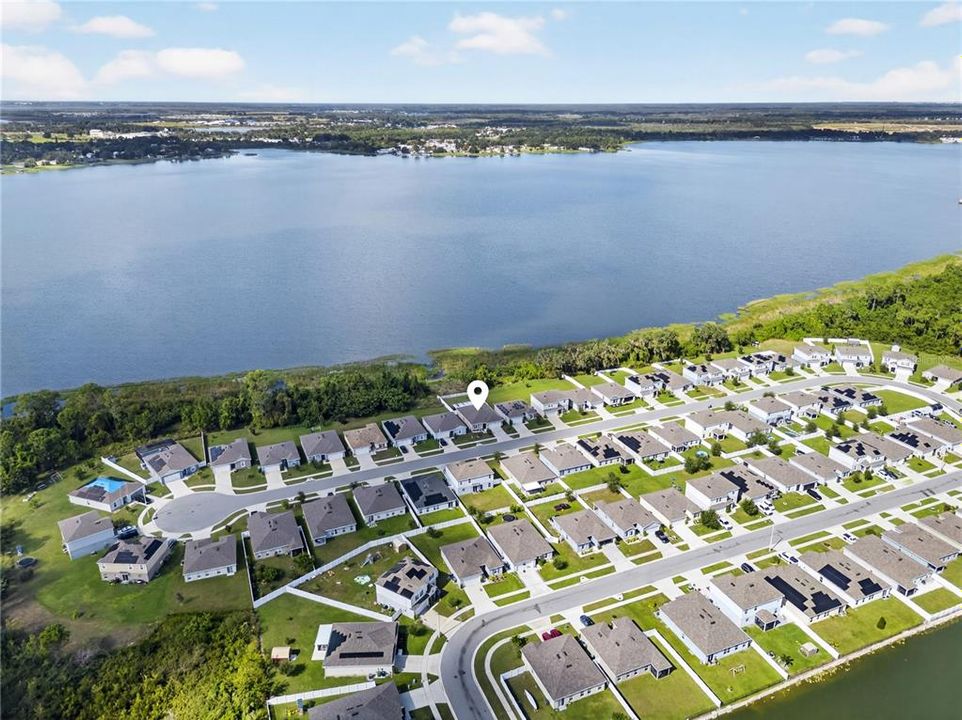 For Sale: $325,000 (4 beds, 2 baths, 1708 Square Feet)