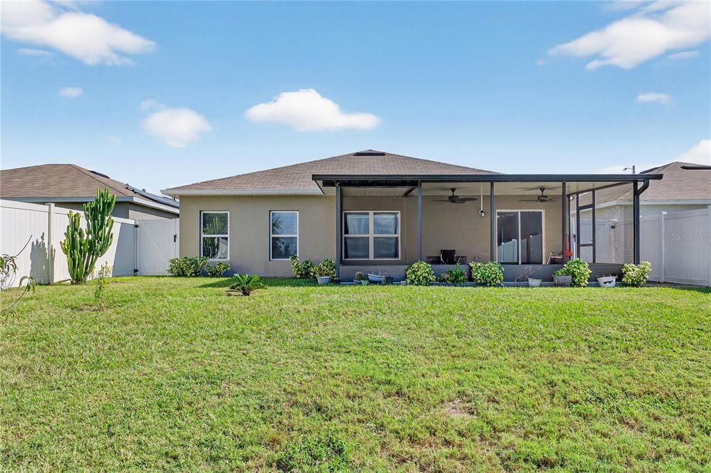 For Sale: $325,000 (4 beds, 2 baths, 1708 Square Feet)