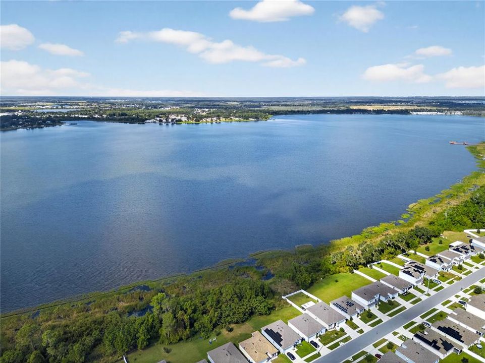 For Sale: $325,000 (4 beds, 2 baths, 1708 Square Feet)