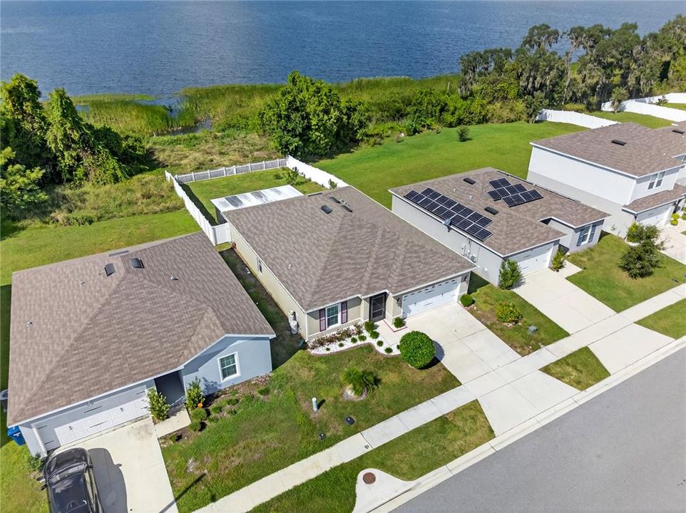 For Sale: $325,000 (4 beds, 2 baths, 1708 Square Feet)