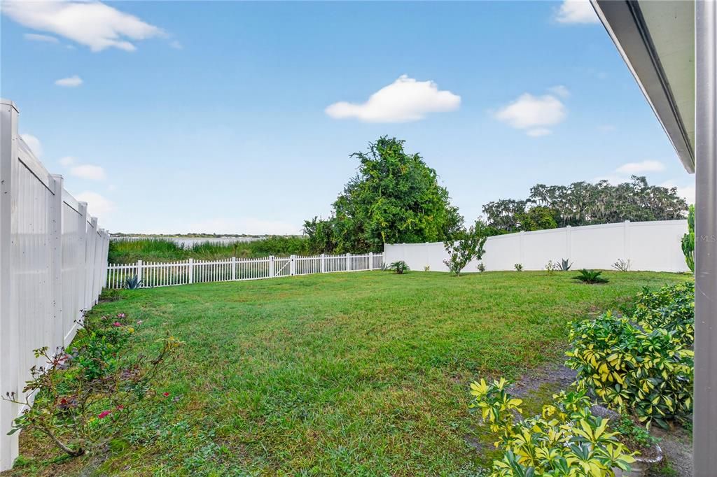 For Sale: $325,000 (4 beds, 2 baths, 1708 Square Feet)