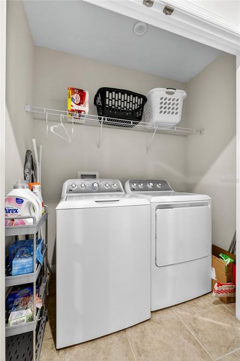 For Sale: $325,000 (4 beds, 2 baths, 1708 Square Feet)