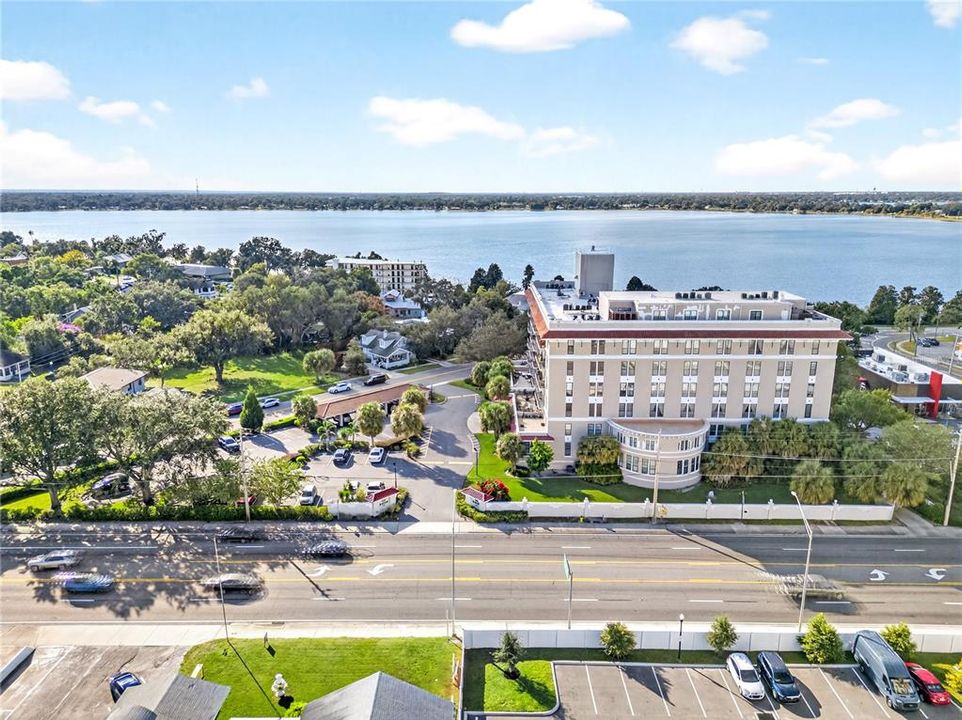 待售: $140,000 (1 贝兹, 1 浴室, 714 平方英尺)